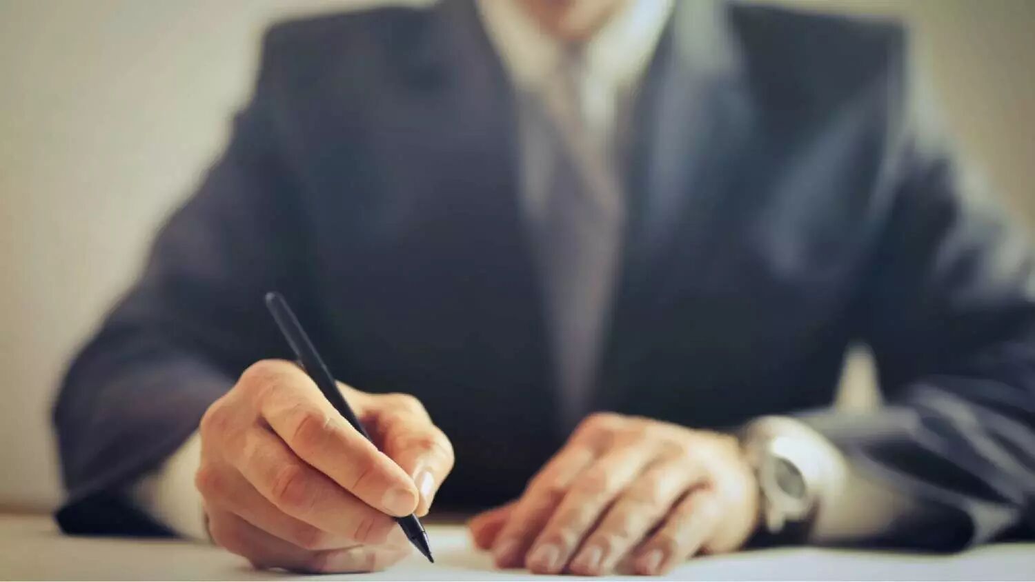 Do I need a property lawyer to sell my house